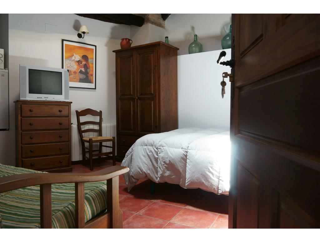 Apartamentos Rurales Víctor Chamorro del Arco Hervás Quarto foto